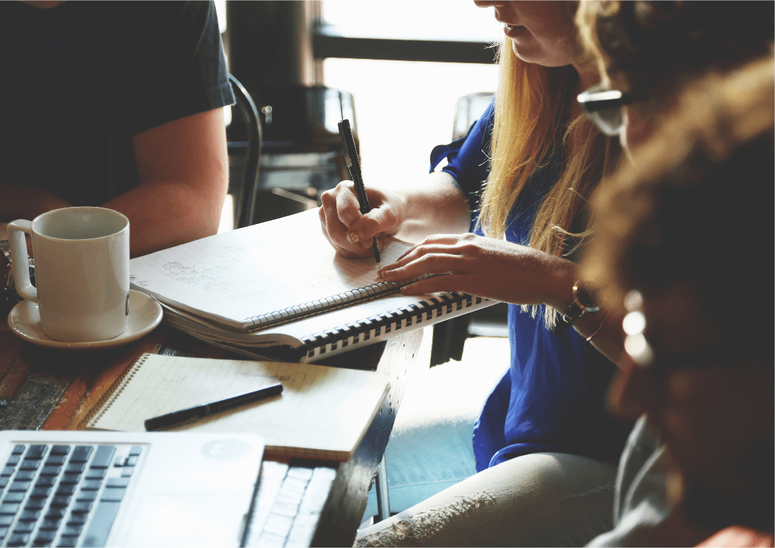 A DEMISSÃO SILENCIOSA: como os millennials estão buscando propósito e liberdade em espaços de coworking